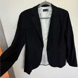 Claud Black Women’s Blazer. Size 10.
